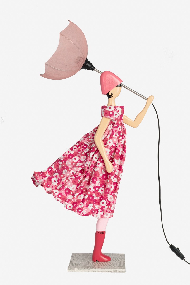 Skitso Little Girls Tischlampe Benedectine