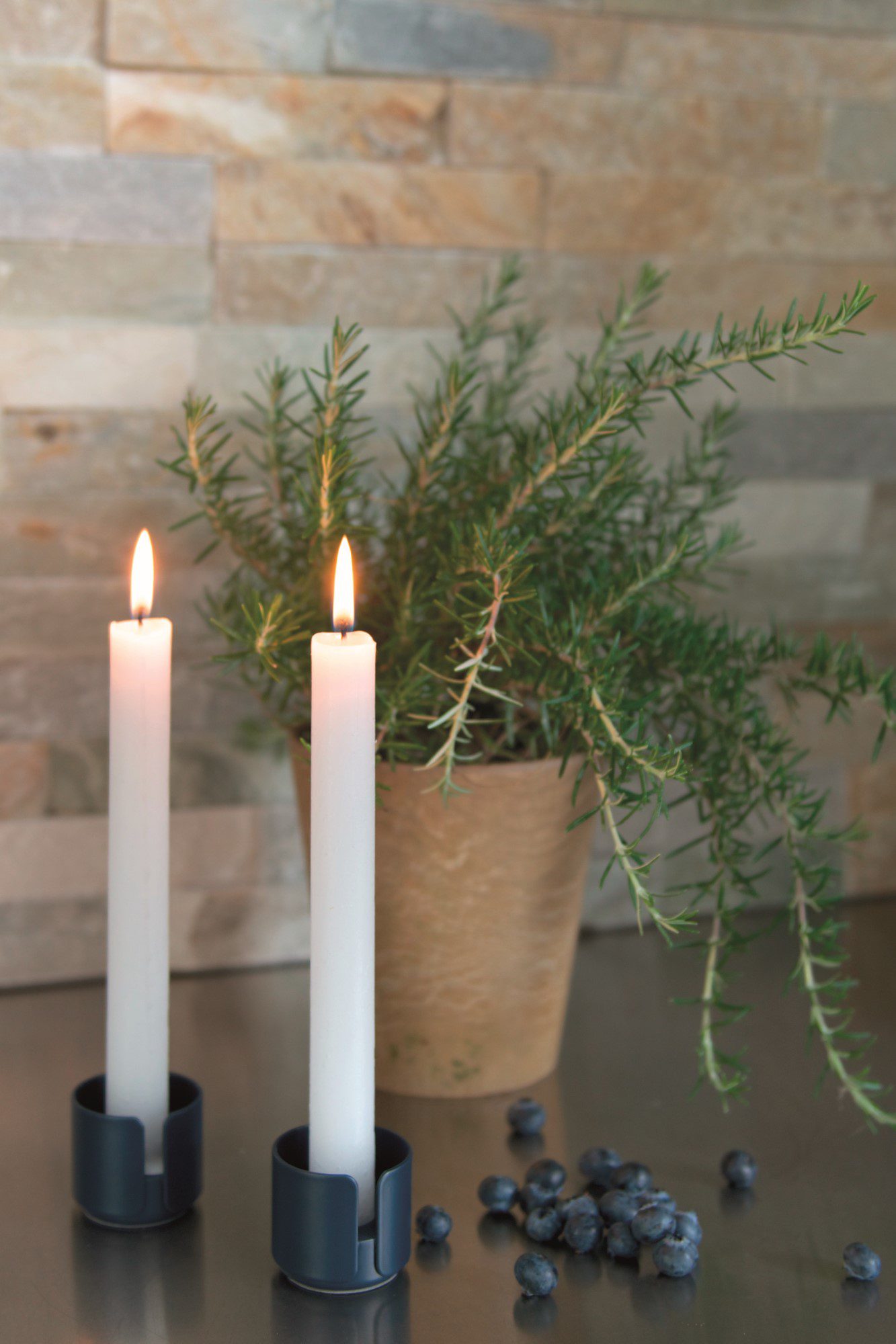 DesignBite BIG HUG Teelicht-und Kerzenständer/Eierbecher - blau
