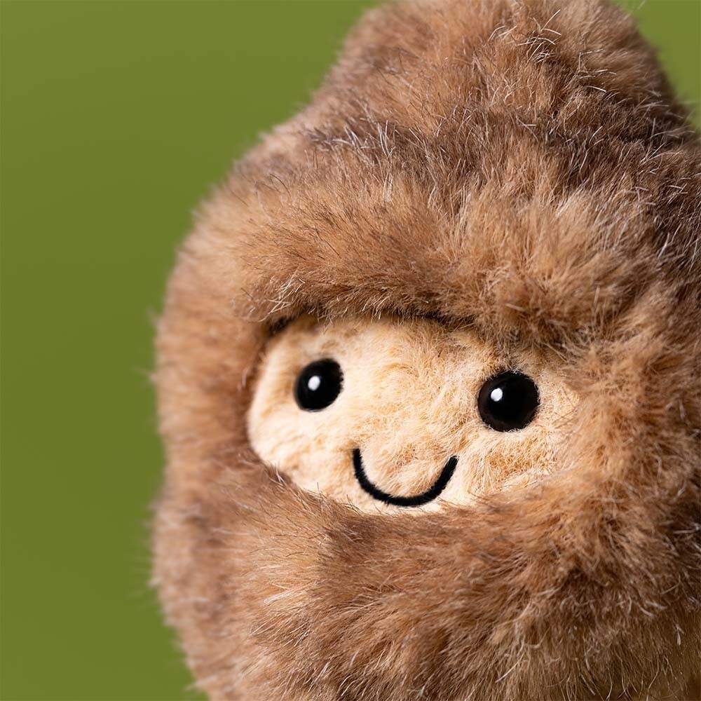 Jellycat Stofftier Amuseable Peanut Yeti Outfit Stofftier Erdnuss