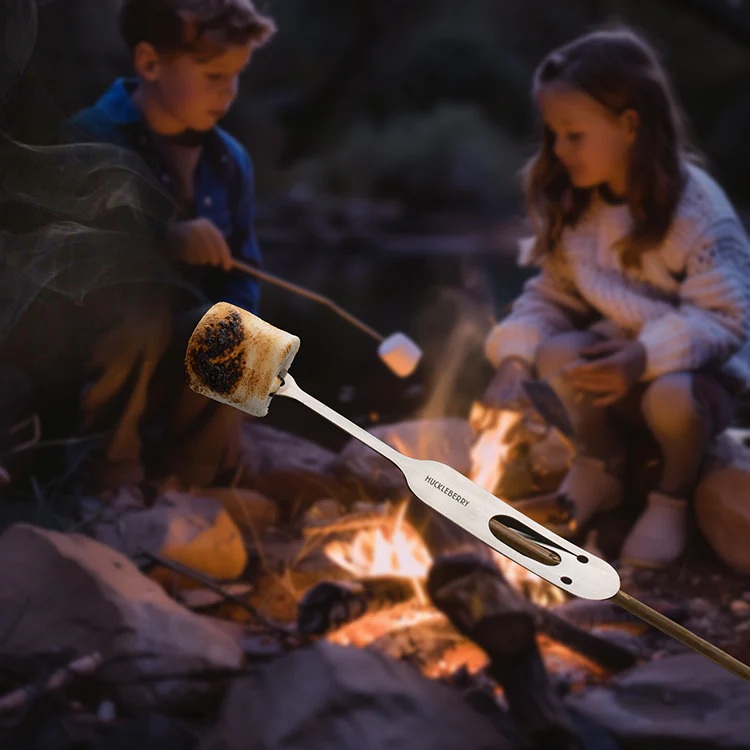 Huckleberry Lagerfeuer Spieße Camping Forks  – 4 Grillgabeln für Brot, Würstchen & Marshmallows