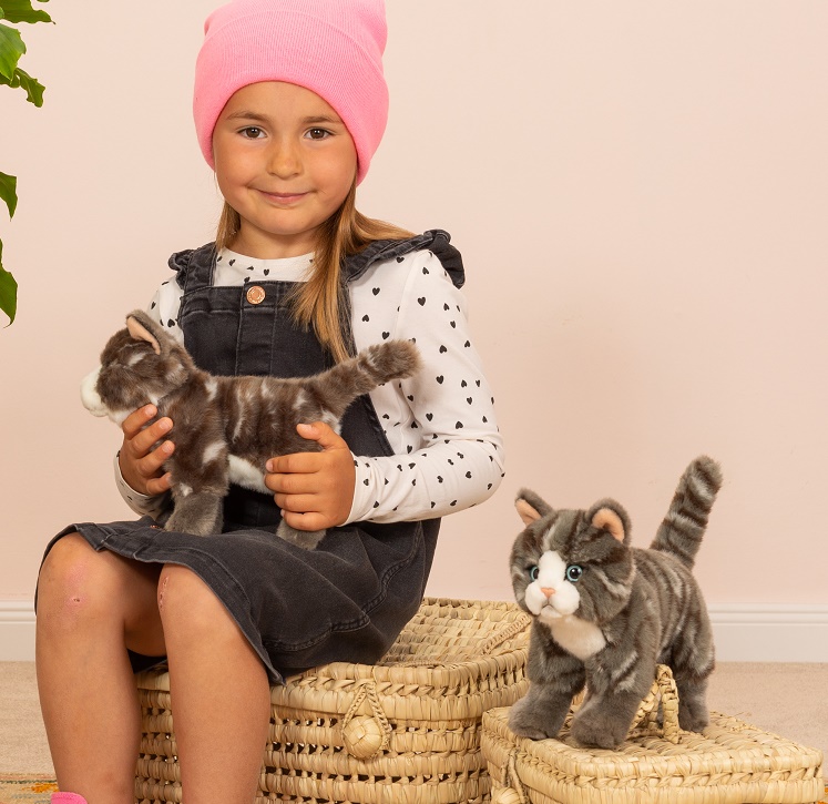 Hermann Teddy Katze stehend grau getigert 20 cm Grauer Stubentiger