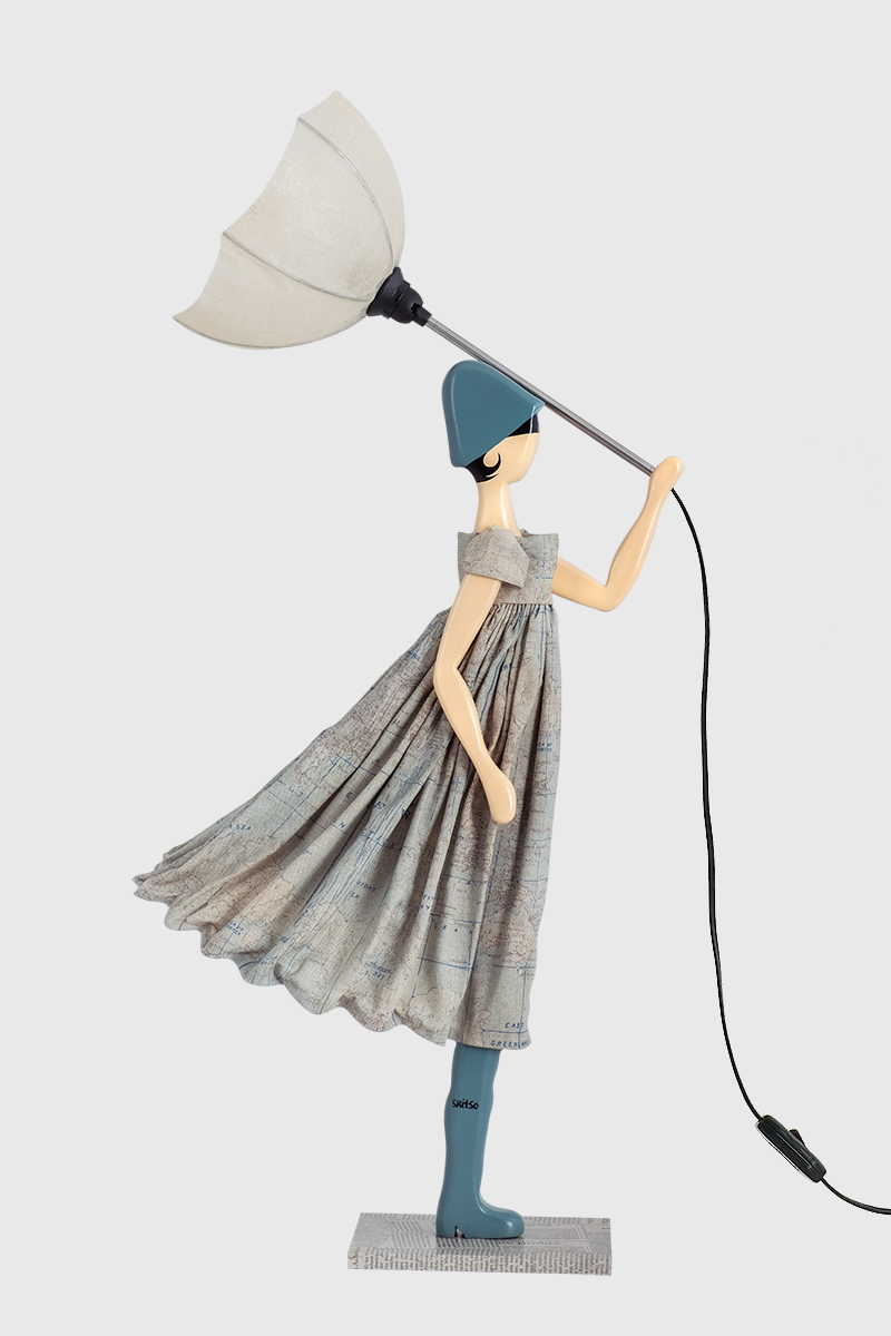 Skitso Little Girls Tischlampe Titania mit helltürkisem Schirm