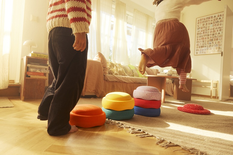 Stapelstein Winter Special Rainbow Set classic  mit Board 6 Stapelsteine + 1 special Balance Board!