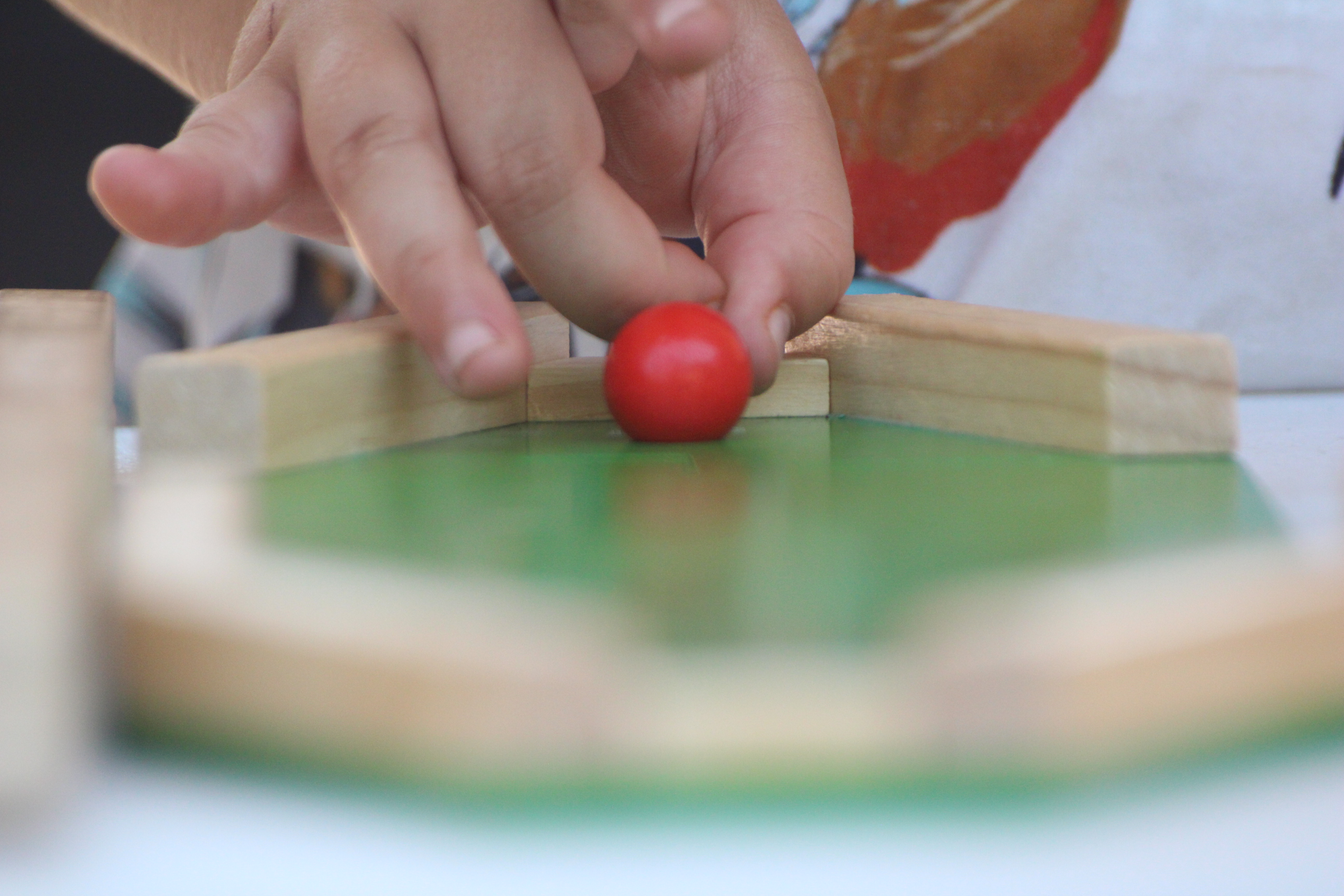 Pitch & PLAKKS Finger-Mini-Golf-Spiel