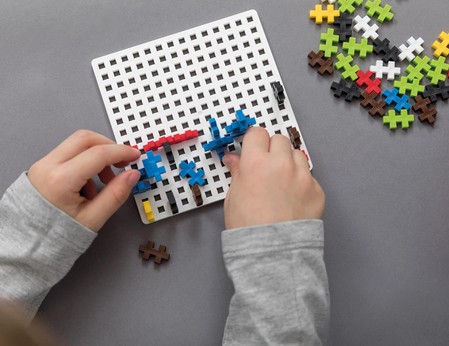 Plus-Plus 100 Kreativ Bausteine Reisekoffer