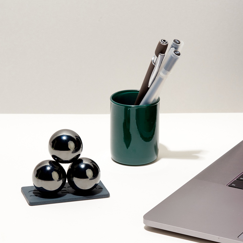 SPEKS Supers 3 Gunmetal Fidget Magnet Balls