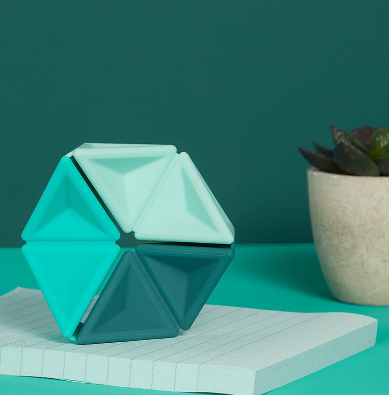 SPEKS Pivot Teal Silicon Fidgettoy