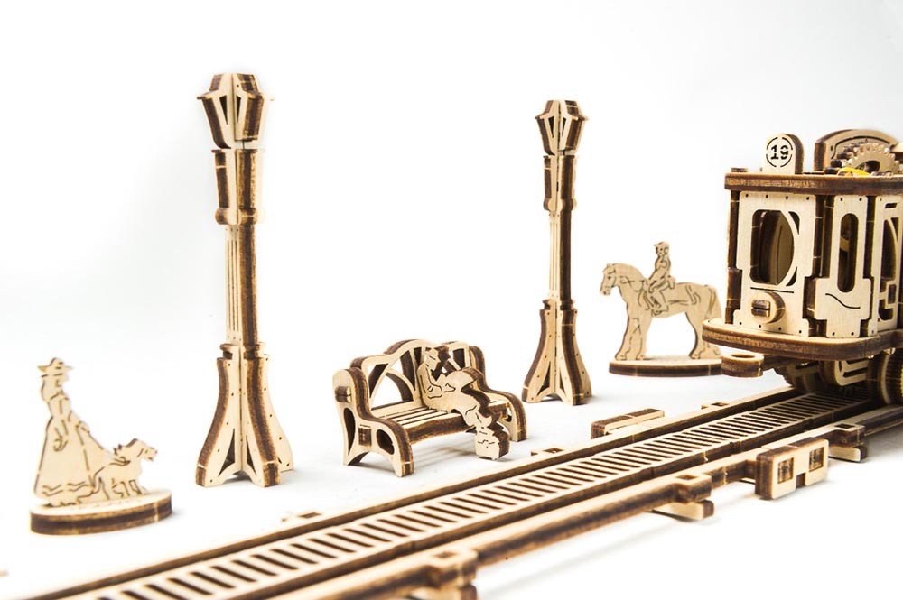 Ugears Modellbausatz Straßenbahnlinie 