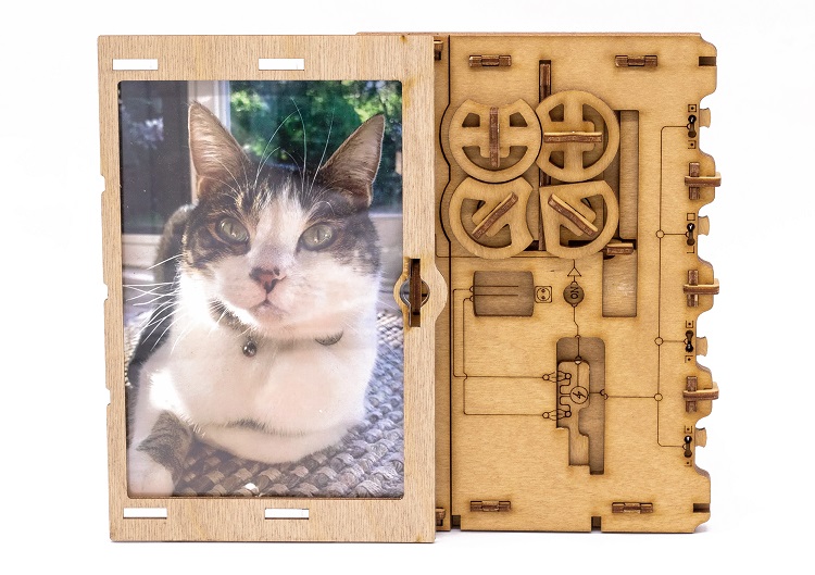 Rätselspiel ClueFrame Bilderrahmen als Bildgeschenkverpackung