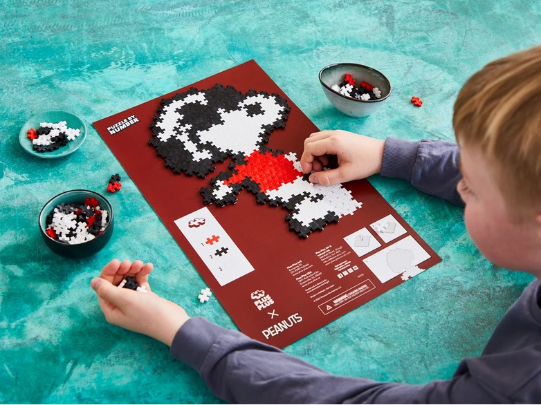 Plus-Plus  Puzzle by number Peanuts- Joe Cool 275 Teile