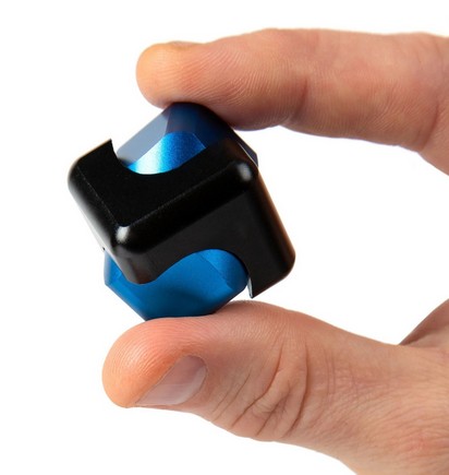 Bopster Fidget Spinner Cube - Black & Blue Metall Fidget Toy