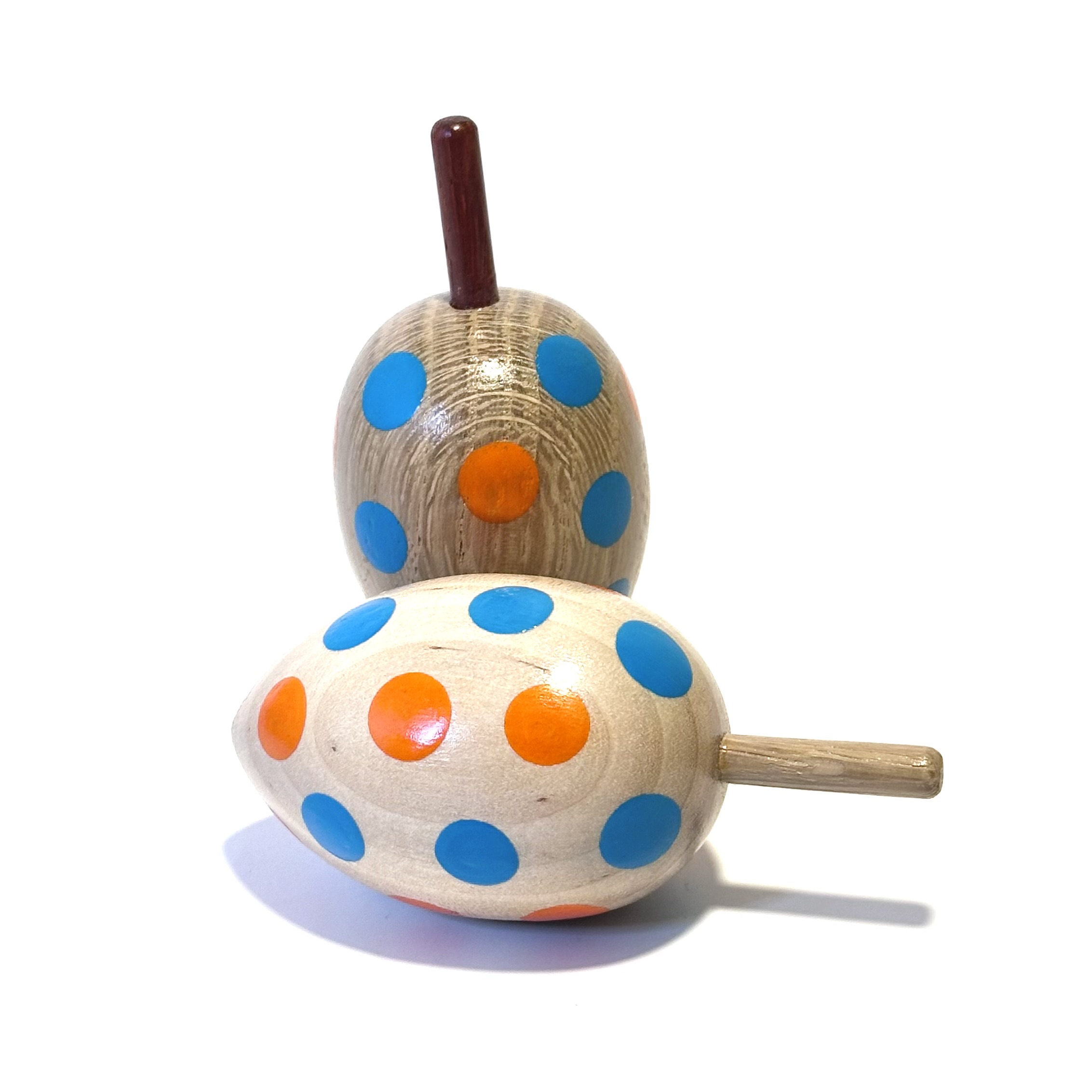 Loewe Stiftung Holzkreisel Osterei blau-orange getupft handgedrechselt