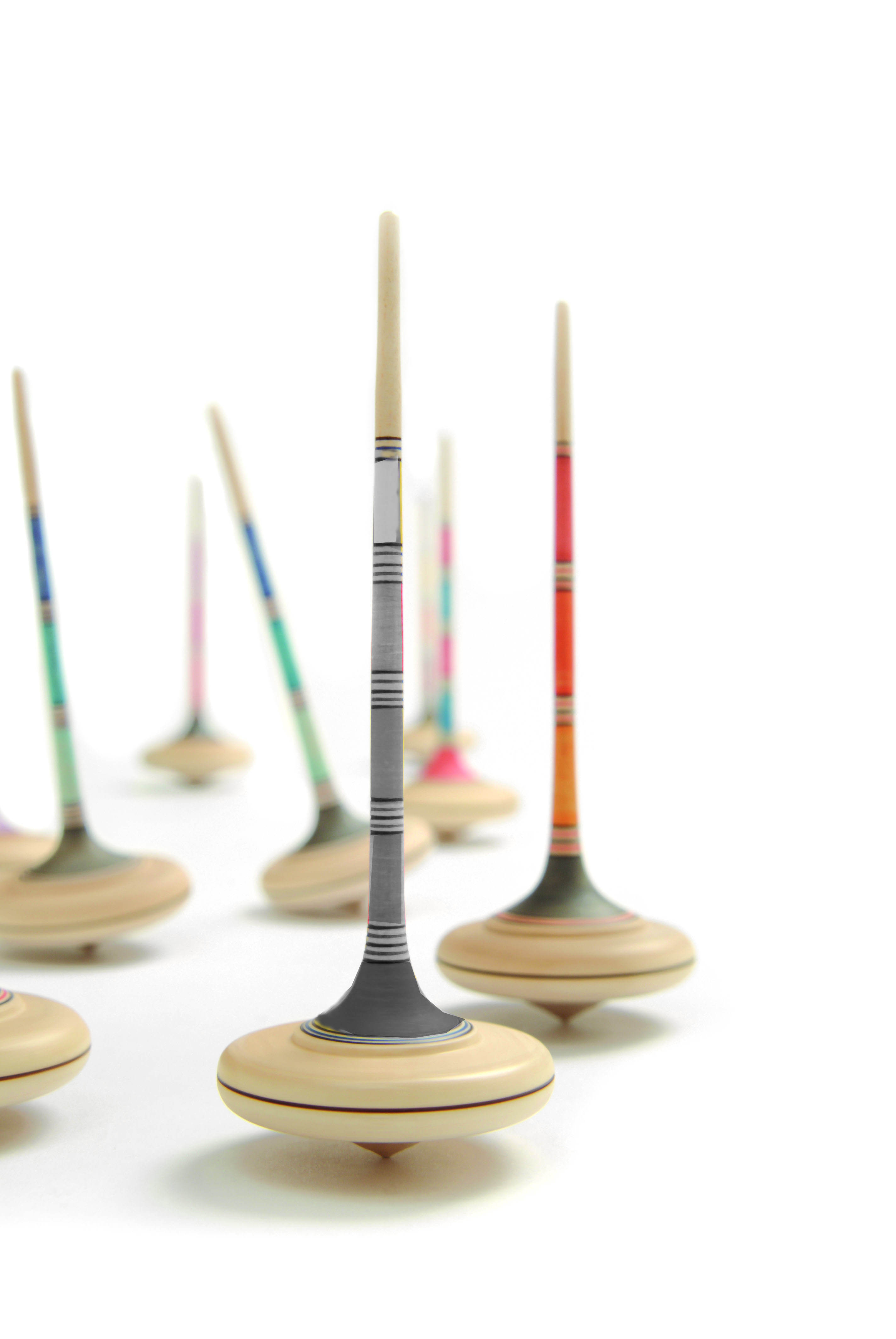 Mader Holzkreisel Ara gestreift grafit