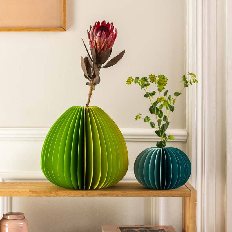 Remember Papiervasen 'Yuki' green