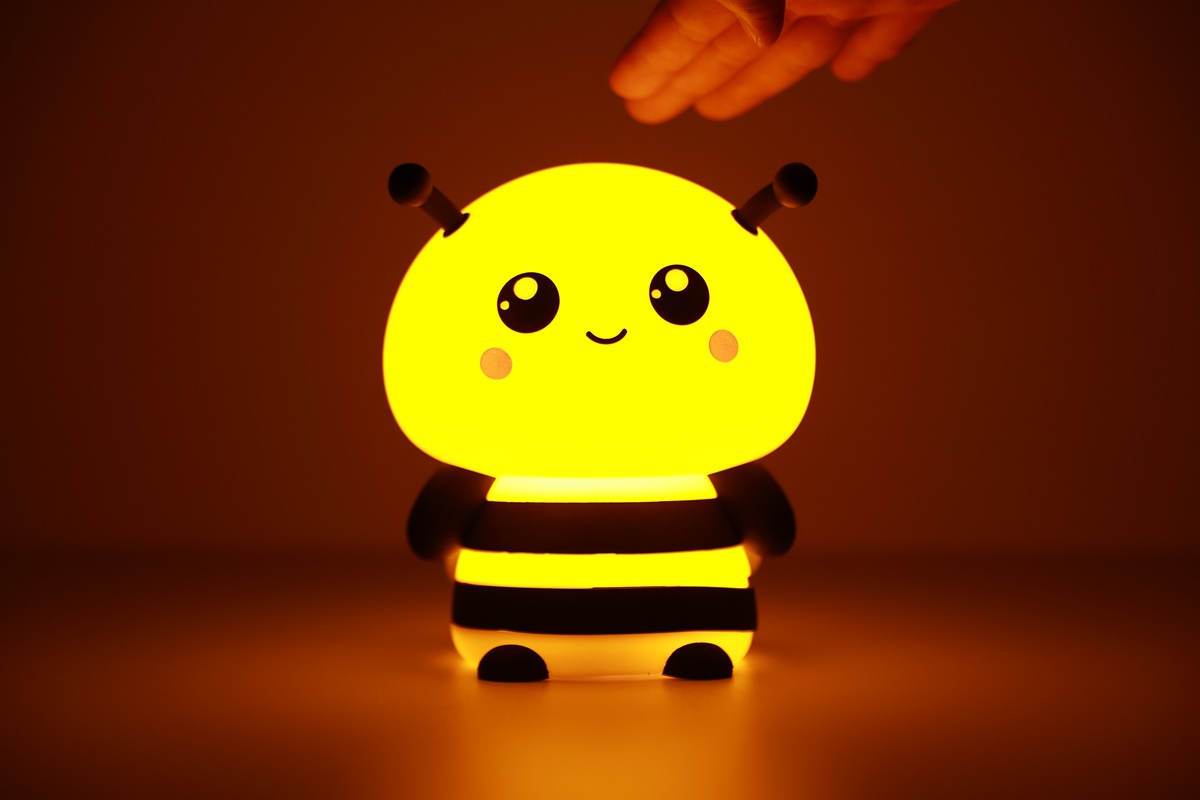 iTotal Silikon-Nachtlicht BEE Bienen Nachtlicht