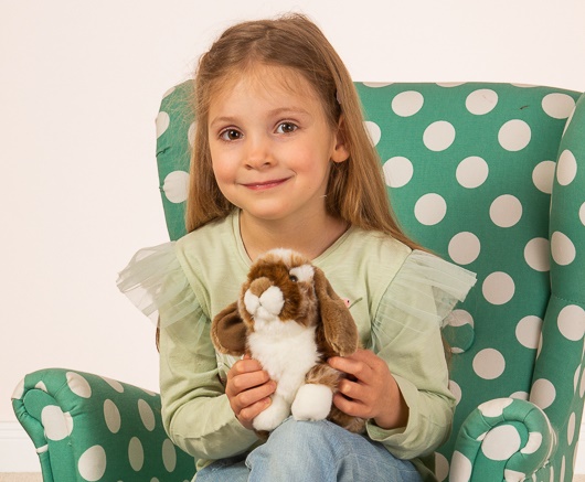 Hermann Teddy Hase sitzend dunkelbraun/weiß gescheckt 20 cm Stofftier